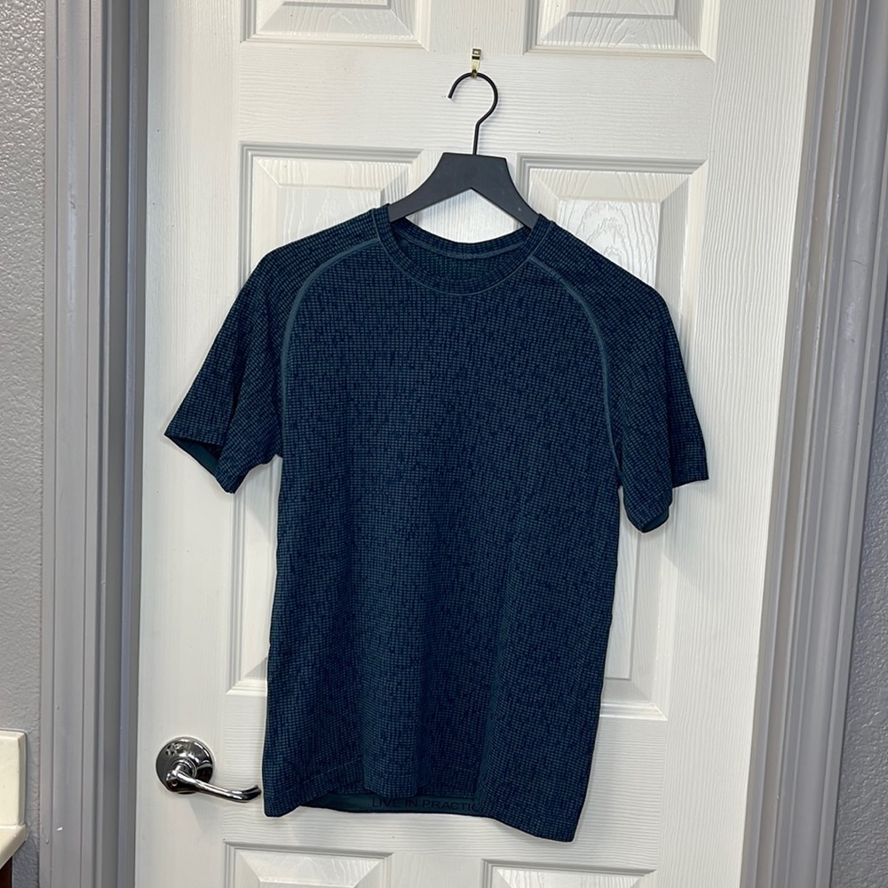 Lululemon 🍋 Metal Vent Tech SS